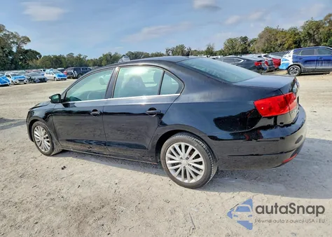 2011 Volkswagen Jetta Sel z USA, uszkodzony, nr VIN 3VWGZ7AJ0BM313499